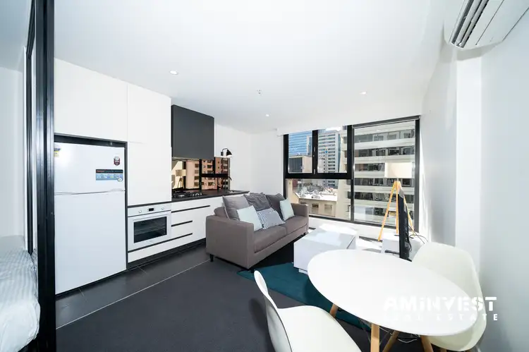 702/139 Bourke Street