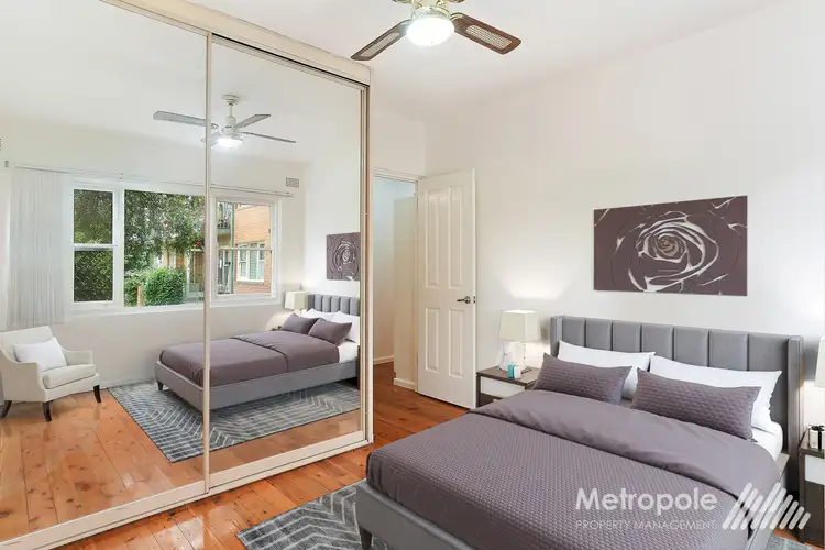 6/28A Henry Street