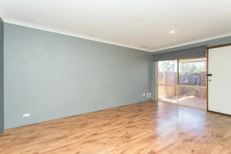 Seventh view of Homely semi-detached listing, 15A Yenisey Crescent, Beechboro WA 6063