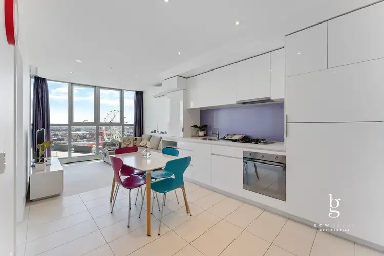 2409/241 Harbour Esplanade, Docklands VIC 3008