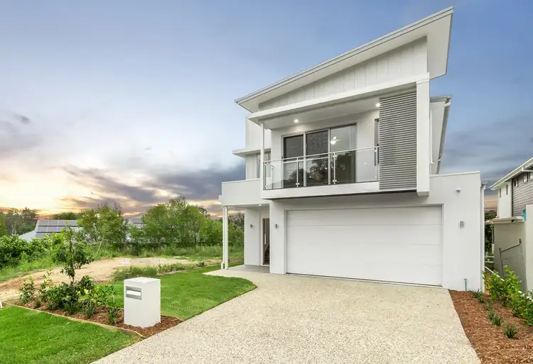 Main view of Homely house listing, 10 Fimbriata Close, Chapel Hill QLD 4069