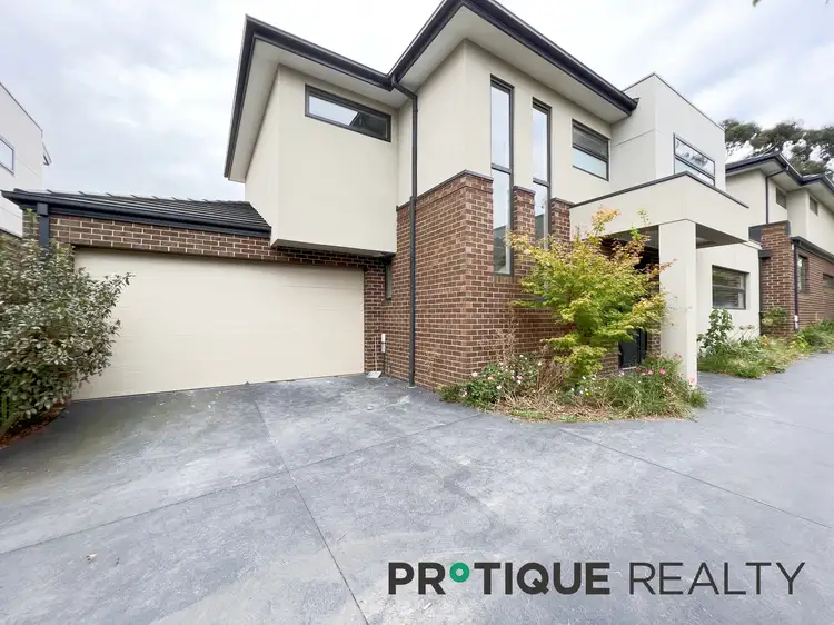Main view of Homely townhouse listing, 2/1 Saxton Street, Box Hill North VIC 3129