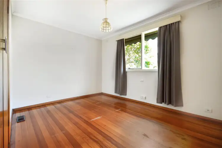 Fourth view of Homely house listing, 3 Amstel Court, Mount Waverley VIC 3149