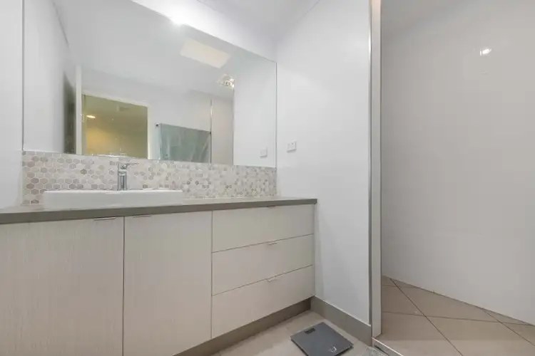 Sixth view of Homely unit listing, 2/482 Bridge Road, West Mackay QLD 4740