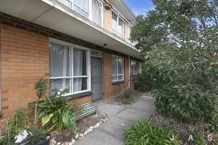 3/181 Geelong Road
