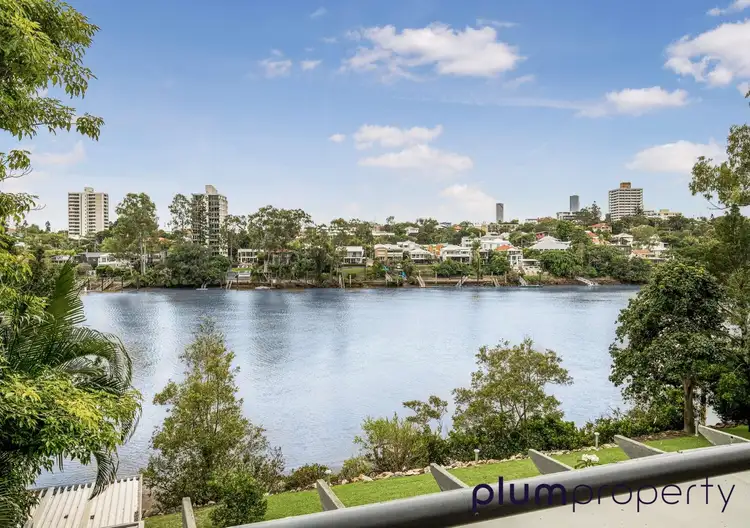 Main view of Homely unit listing, 4/164 Macquarie Street, St Lucia QLD 4067