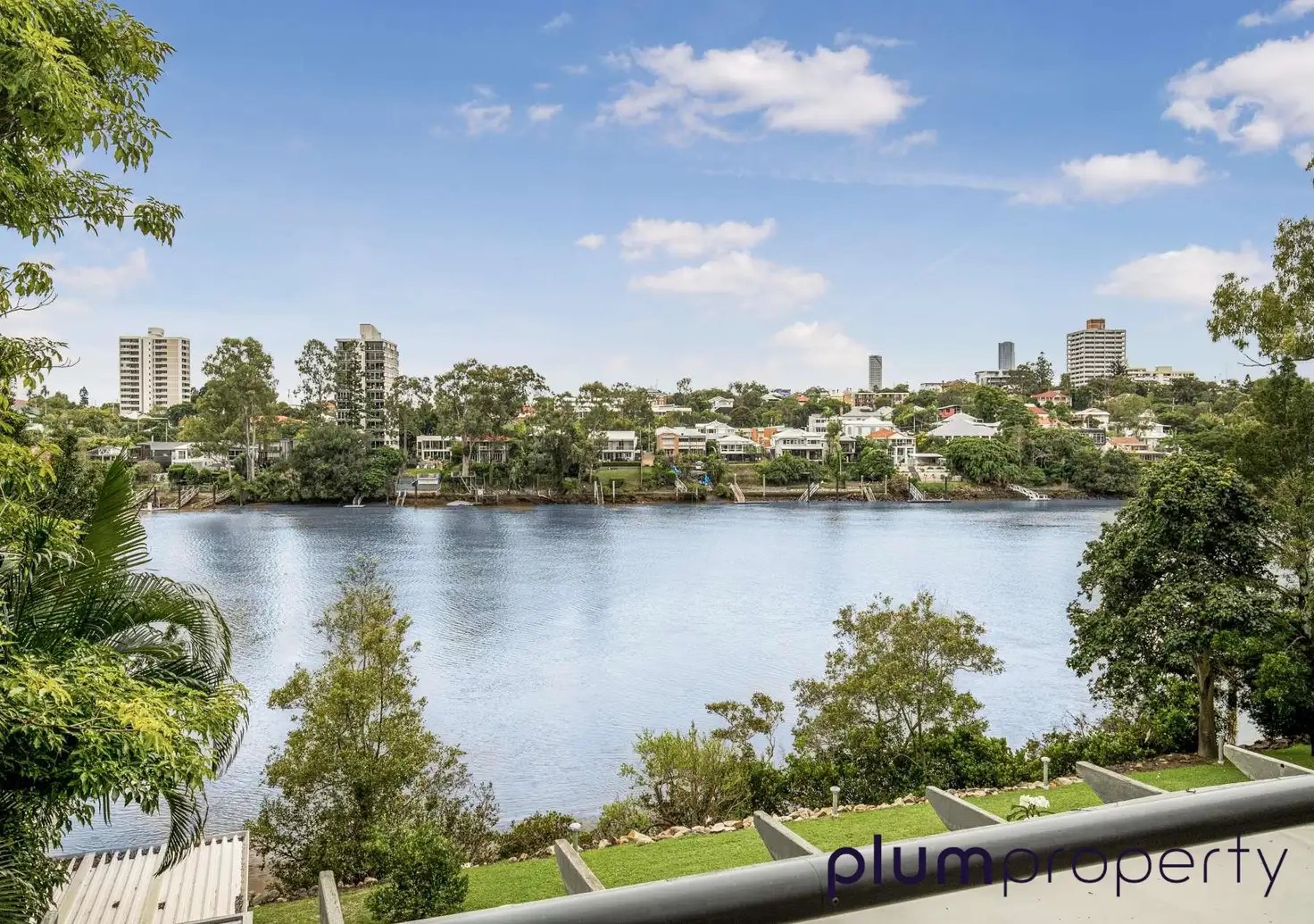 Main view of Homely unit listing, 4/164 Macquarie Street, St Lucia QLD 4067