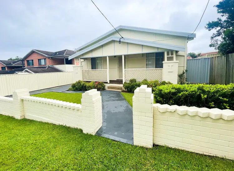 2 Adeline Street