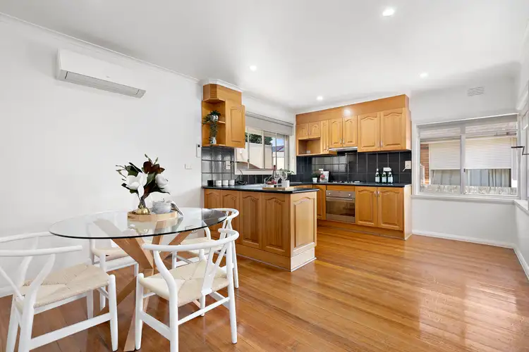 32 Festival Grove, Lalor VIC 3075