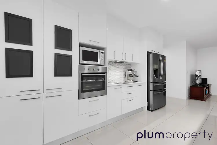 Fourth view of Homely house listing, 16 Noreen Street, Chapel Hill QLD 4069