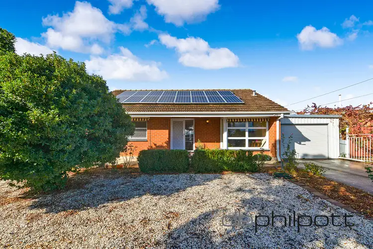 28 East Avenue, Northfield SA 5085