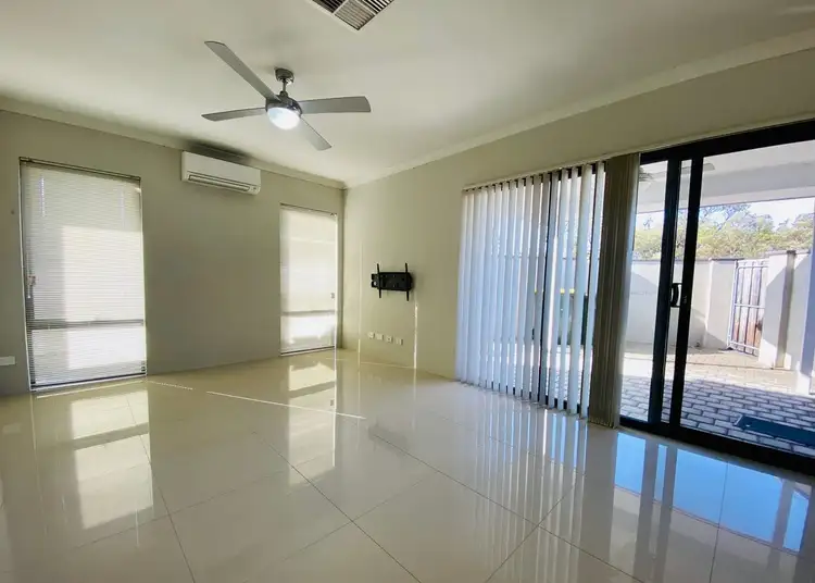 Fifth view of Homely house listing, 10/89 Redstone Trail, Ellenbrook WA 6069