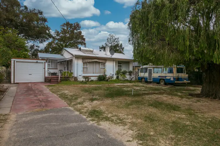 3 Colleen Street, Gosnells WA 6110