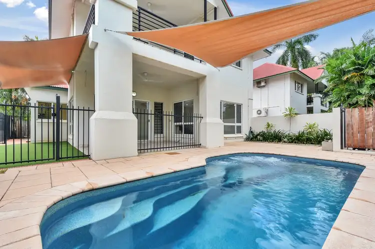 1/7 Gardens Hill Crescent