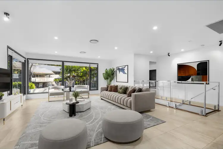 15A Tamarix Street, Chapel Hill QLD 4069