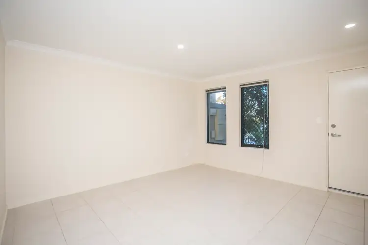 Sixth view of Homely house listing, 7 Sandals Way, Meadow Springs WA 6210