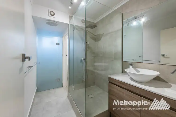 Fourth view of Homely apartment listing, 2/12 Dalny Road, Murrumbeena VIC 3163