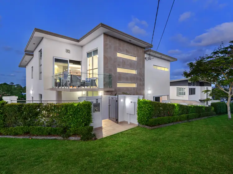 60 Main Avenue, Balmoral QLD 4171