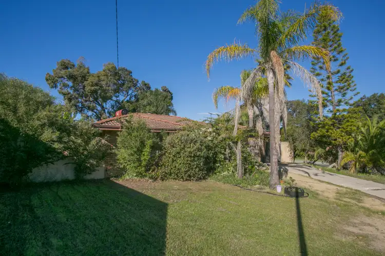 Fifth view of Homely house listing, 2 Quin Street, Swan View WA 6056
