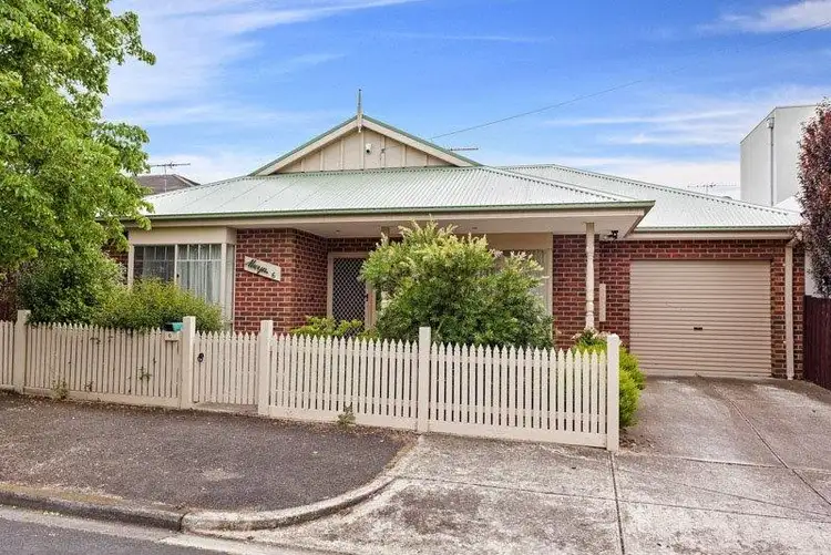 6 Hance Street, Yarraville VIC 3013