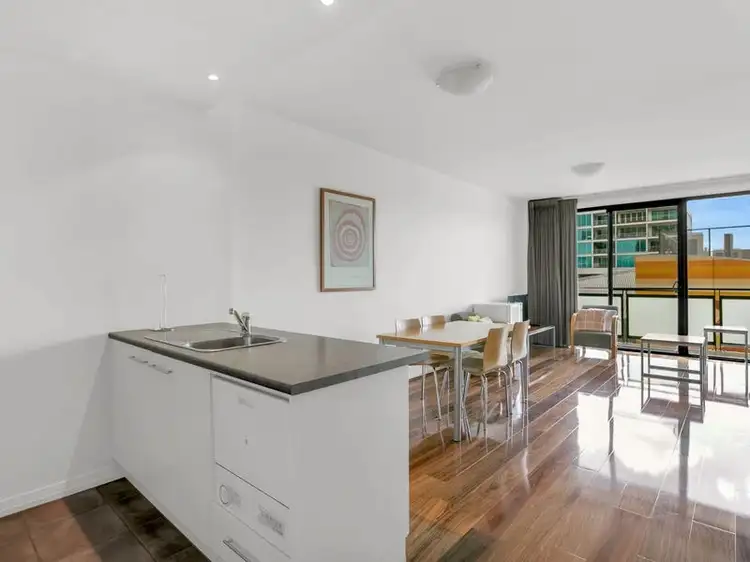 30/9 Ebenezer Place