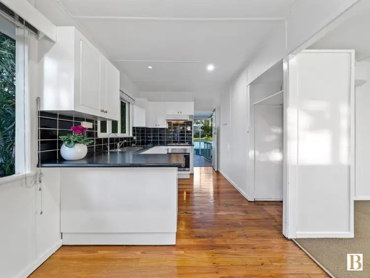 8 ROBERTS STREET, North Ipswich QLD 4305