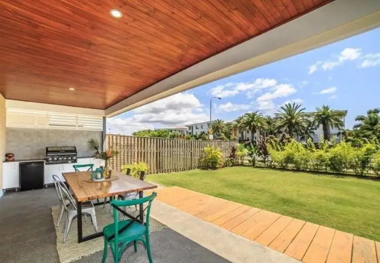 Second view of Homely house listing, 25 Harbour Rise, Hope Island QLD 4212