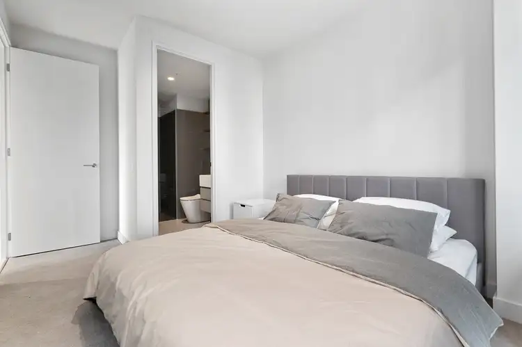 Fourth view of Homely apartment listing, 1704/318 Queen Street, Melbourne VIC 3000