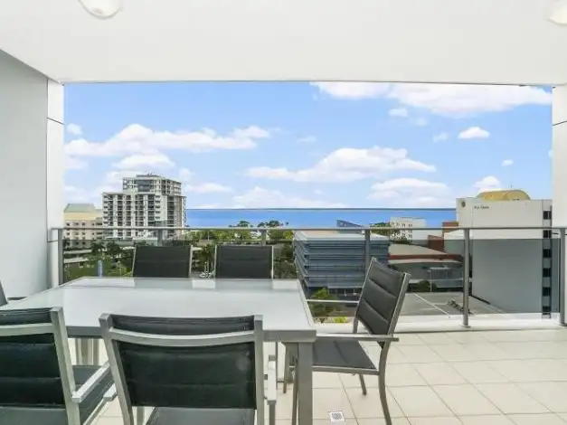 1109/79 Smith Street