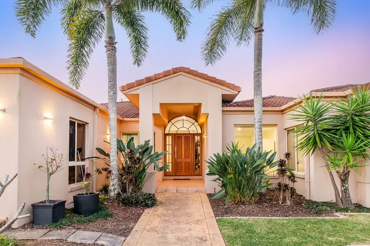 1643 Riverdale Court, Hope Island QLD 4212