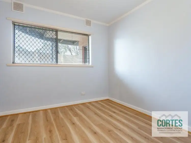 Sixth view of Homely house listing, 6/4 Canham Way, Orelia WA 6167