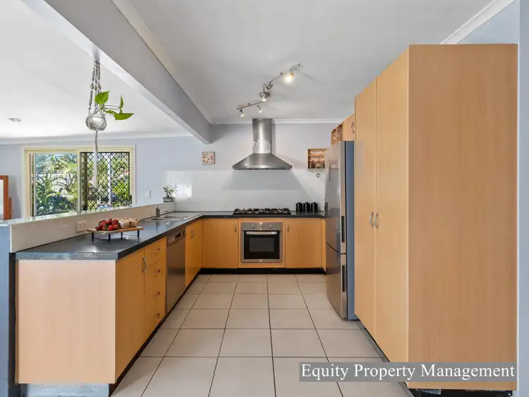 Sixth view of Homely house listing, 1 Madelin Court, Thorneside QLD 4158