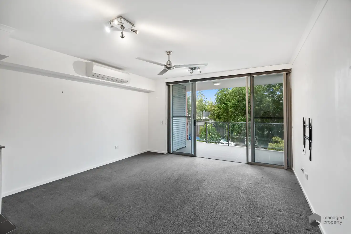 Main view of Homely apartment listing, 9/42 Slobodian Street, Eight Mile Plains QLD 4113