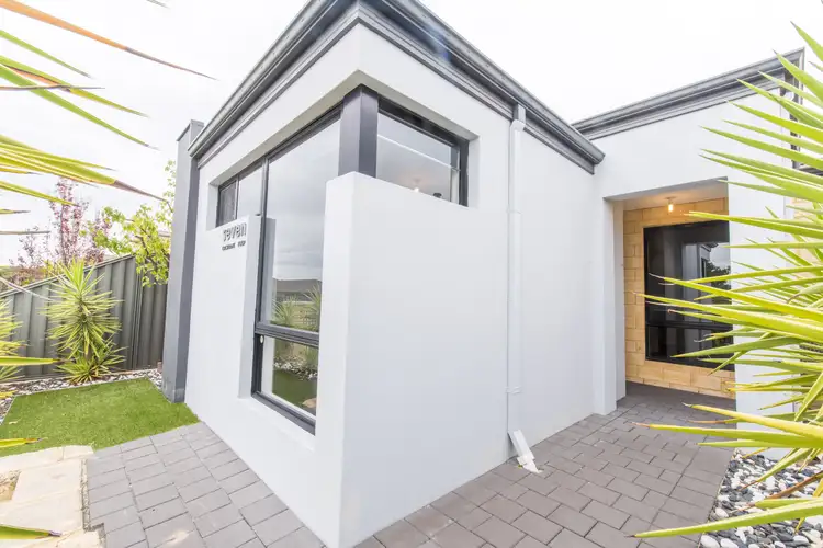 Third view of Homely house listing, 7 Cochrane Loop, Aveley WA 6069