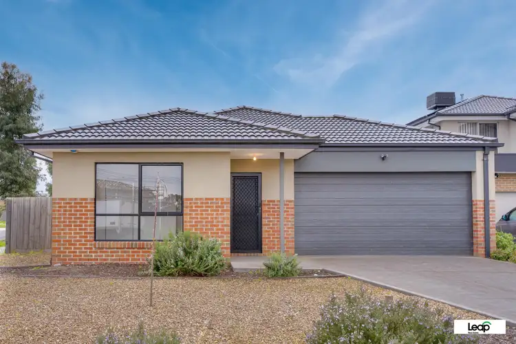 8 Waterhole Avenue, Wollert VIC 3750