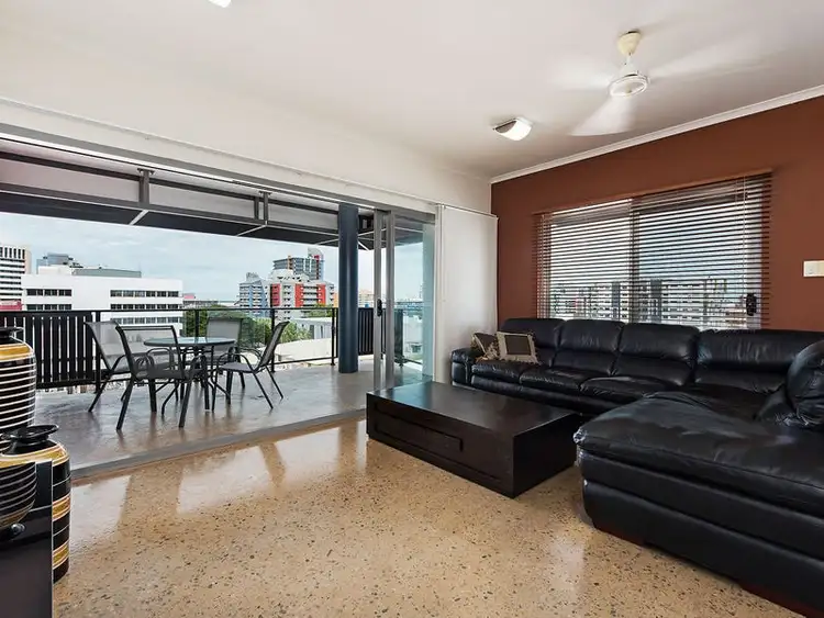 21/30 Cavenagh Street