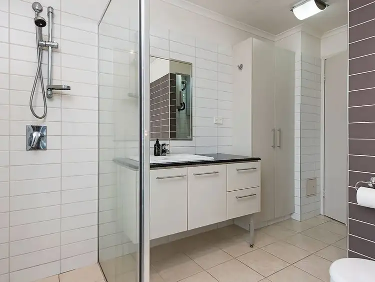 Fifth view of Homely unit listing, 21/30 Cavenagh Street, Darwin City NT 800