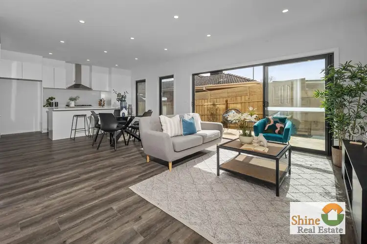 1/2 Screen Street, Frankston VIC 3199