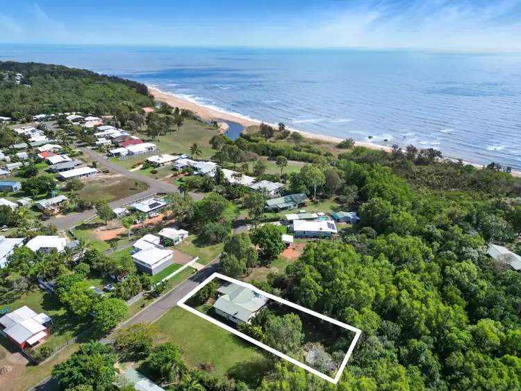 20 Howitson Drive, Balgal Beach QLD 4816