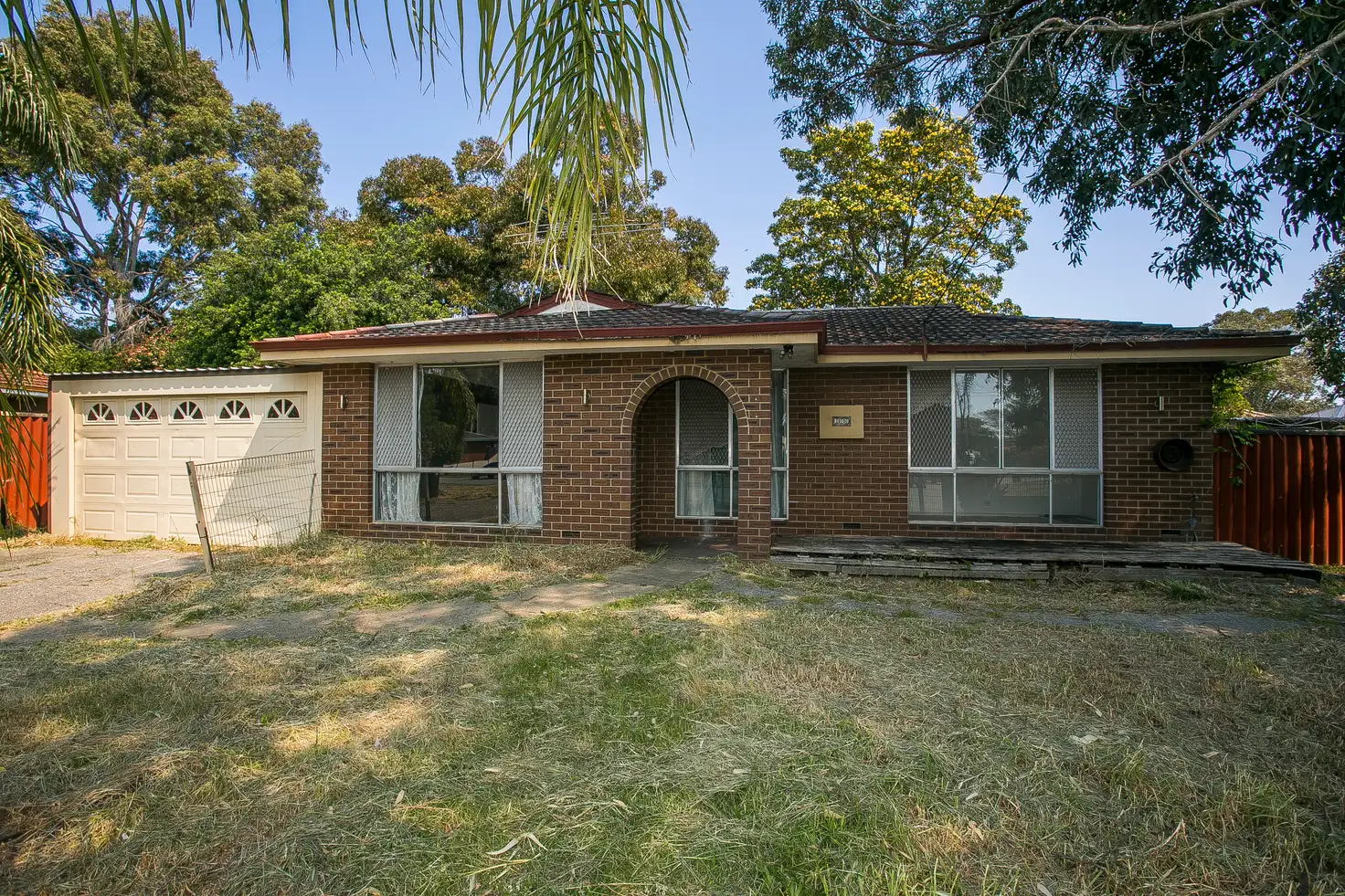 Main view of Homely house listing, 10 Sherbourne Way, Armadale WA 6112