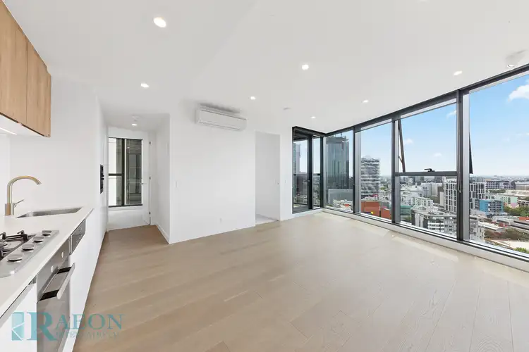 2004/23 Mackenzie Street, Melbourne VIC 3000