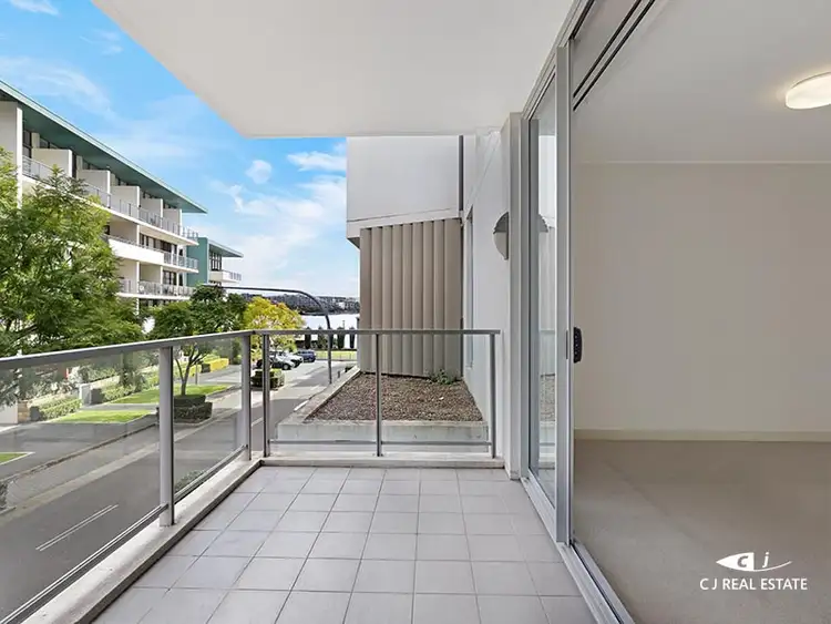 201/8 Jean Wailes Avenue, Rhodes NSW 2138