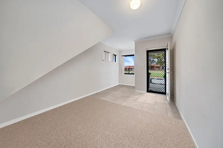 Fifth view of Homely house listing, 2/39 Merian Close, Bentley WA 6102