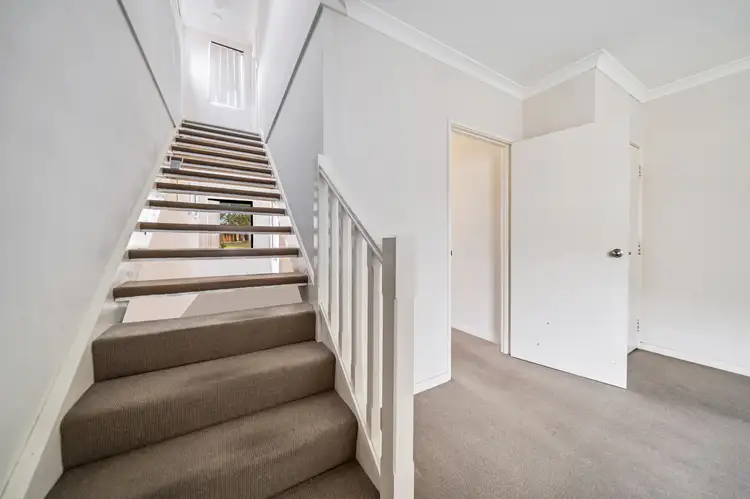 Sixth view of Homely house listing, 2/39 Merian Close, Bentley WA 6102