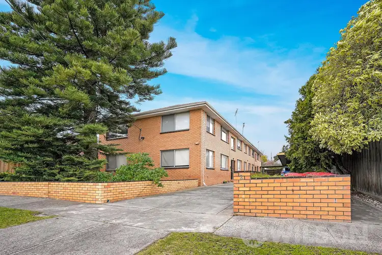 Main view of Homely apartment listing, 1/2 Clapham Road, Hughesdale VIC 3166