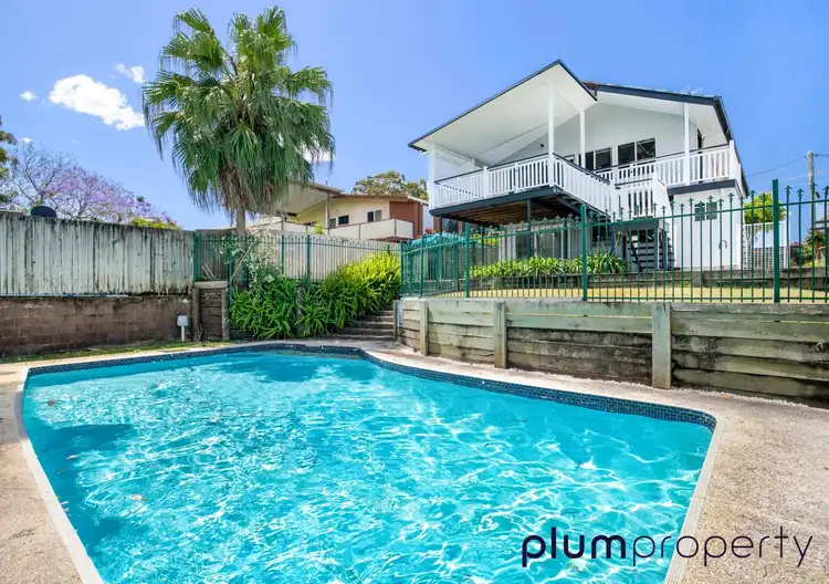 962 South Pine Road, Everton Hills QLD 4053