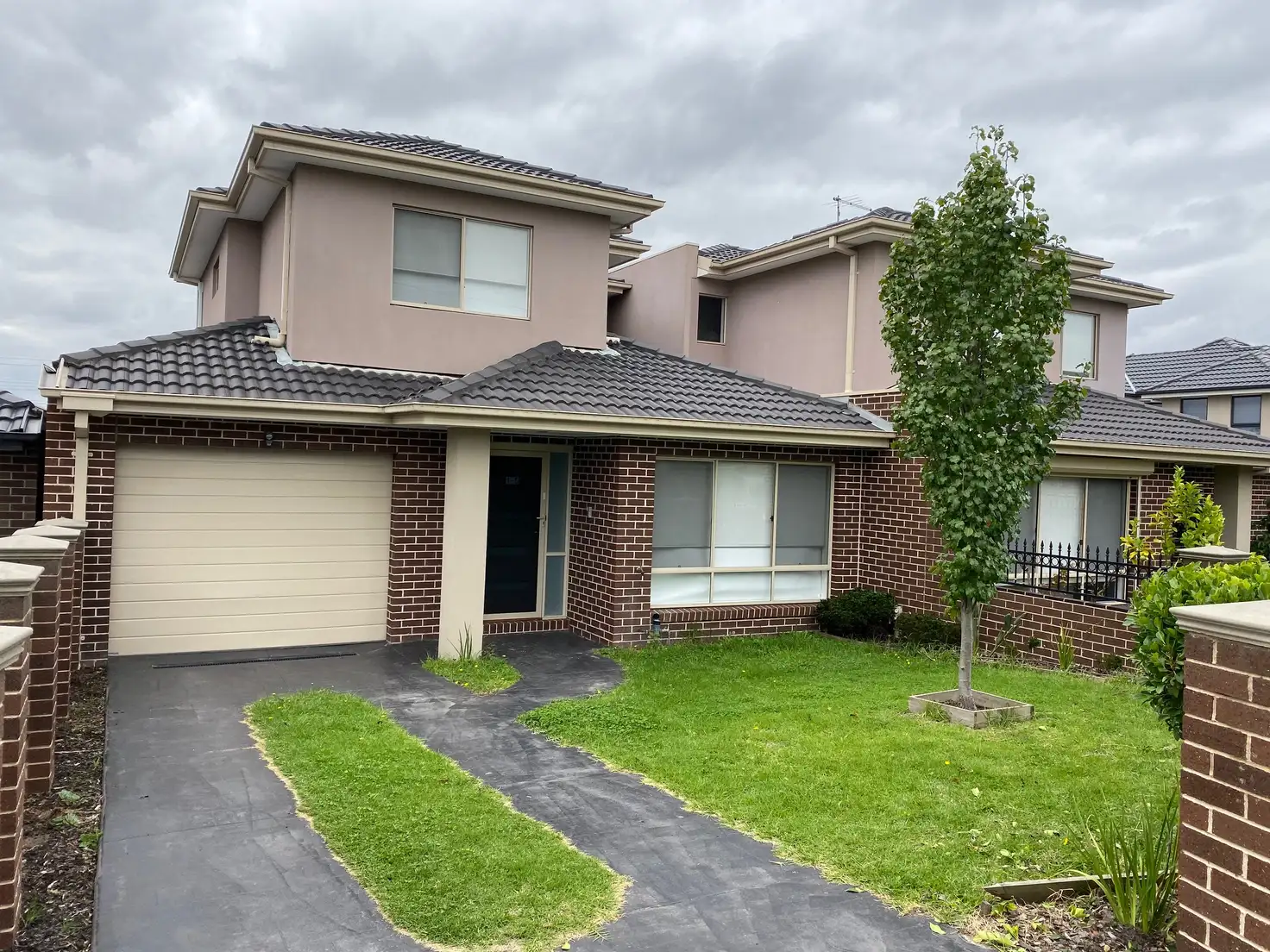 Main view of Homely townhouse listing, 1/5 Churchill Avenue, Chadstone VIC 3148