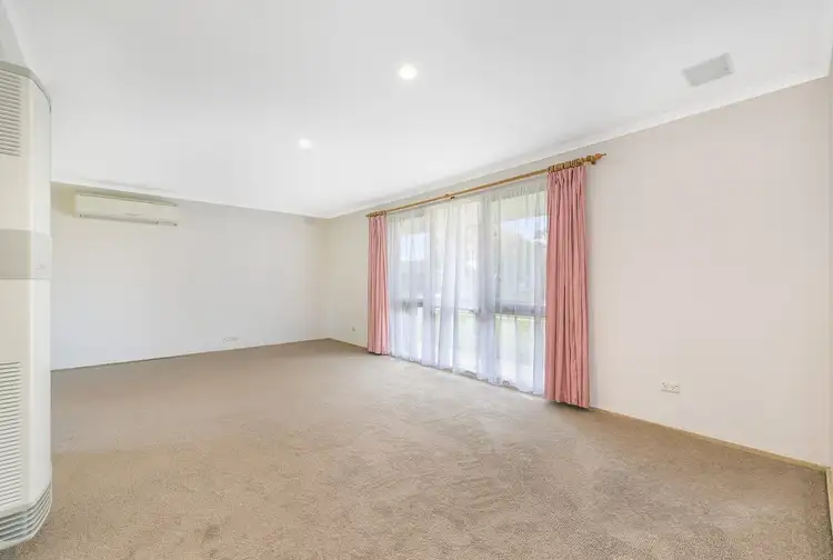 Fifth view of Homely house listing, 24 Arleon Crescent, Cranbourne VIC 3977