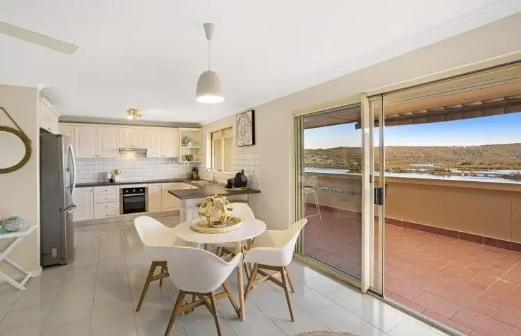 7/105 Henry Parry Drive, Gosford NSW 2250