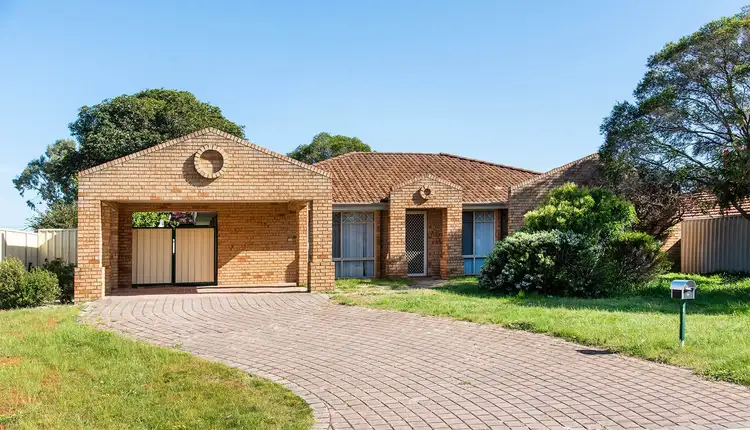 19 Moonlight Court, Huntingdale WA 6110